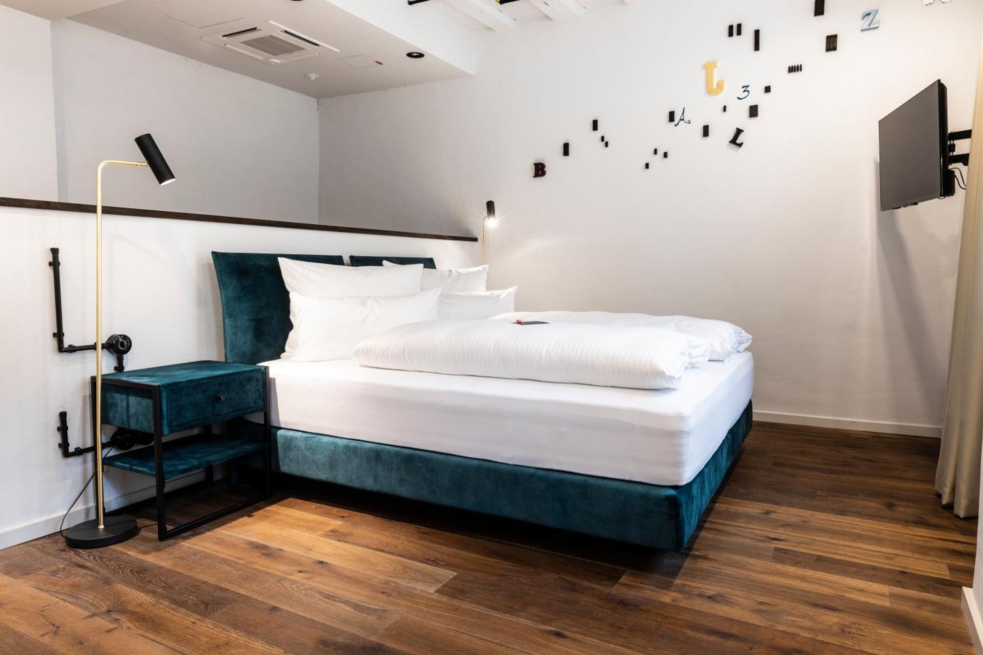 Das Goldschlaeger Boutique Hotel Швабах Экстерьер фото
